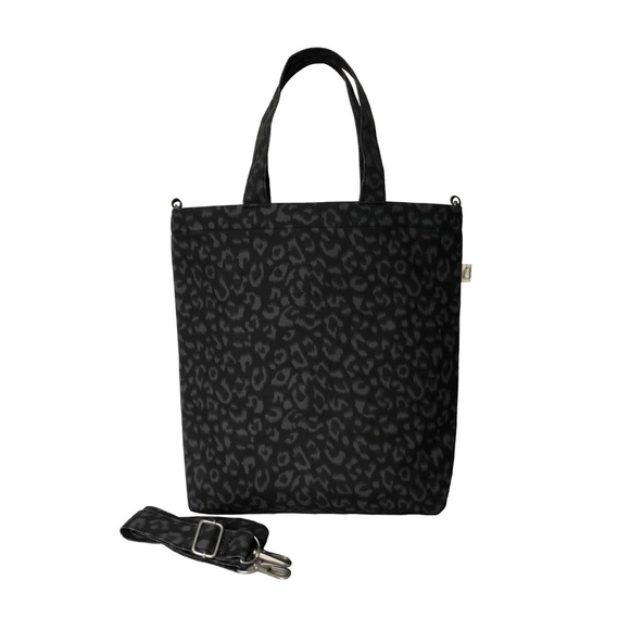 NWT Quilted Koala Leopard Print Tote Bag with Strap - Picture 1 of 9